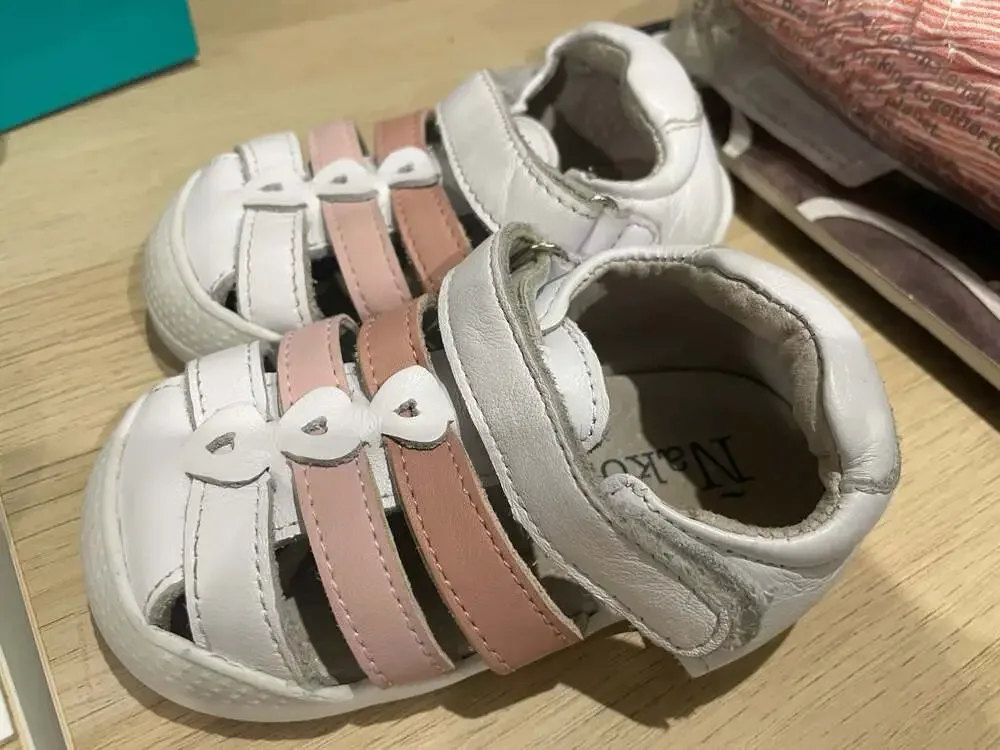 Size 22 Euro/ Size 5 US. White and Pink Girls Leather Sandals Made in Spain